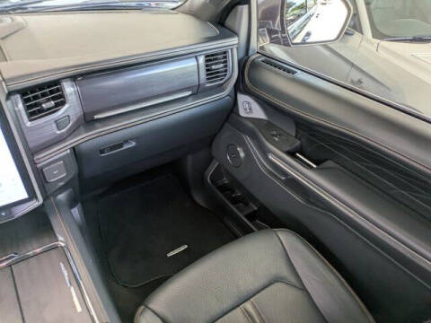 2022 Ford Expedition Platinum