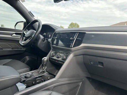 2023 Volkswagen Atlas Cross Sport V6 SEL R-Line Black 4Motion