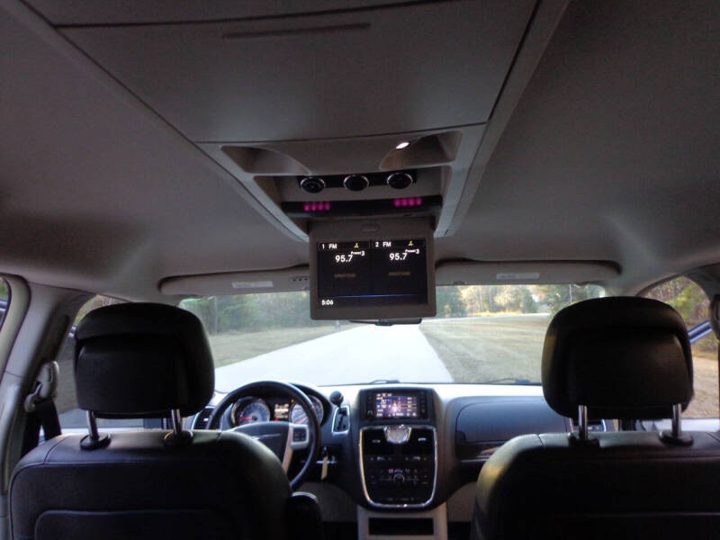 2014 Chrysler Town and Country Touring