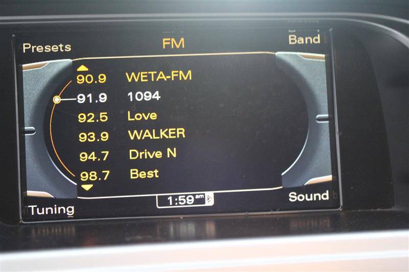 2010 Audi A4 2.0T quattro Premium Plus