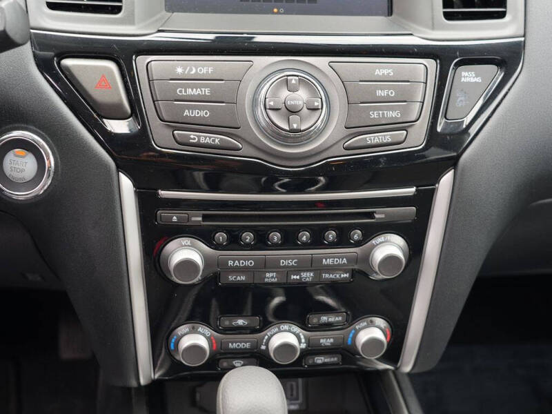2020 Nissan Pathfinder S