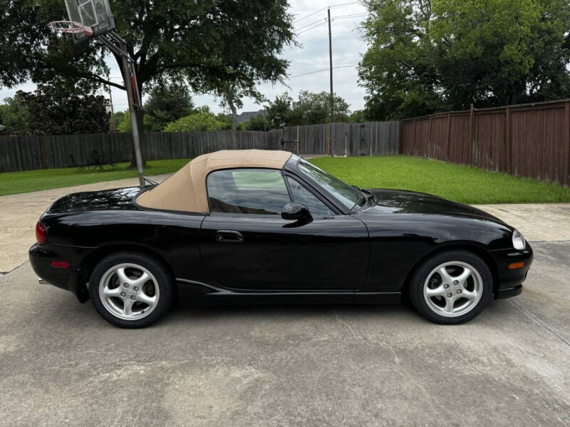 2000 Mazda MX-5 Miata LS