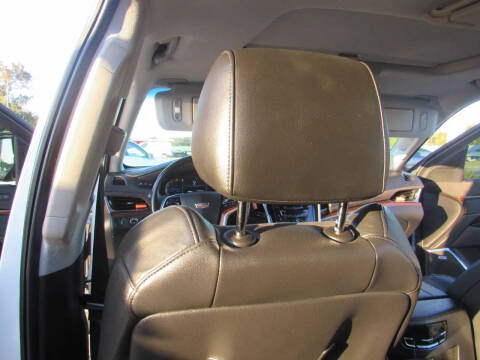 2018 Cadillac Escalade Luxury