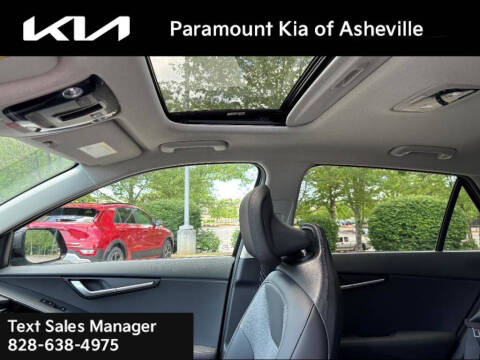 2025 Kia Niro EX Touring