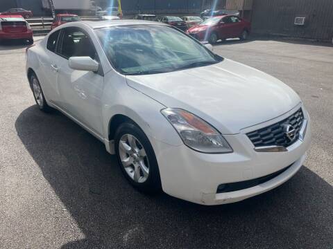 2009 Nissan Altima for sale at Worldwide Auto Group LLC in Monroeville PA