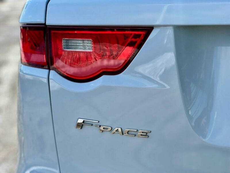 2017 Jaguar F-PACE S