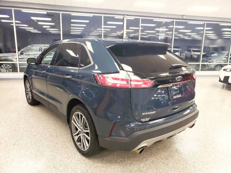 2019 Ford Edge Titanium photo 8