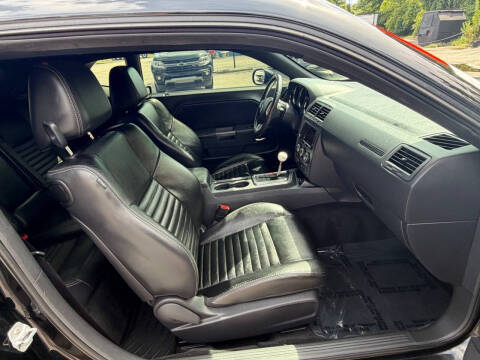 2013 Dodge Challenger R/T Plus