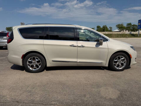 2017 Chrysler Pacifica Limited