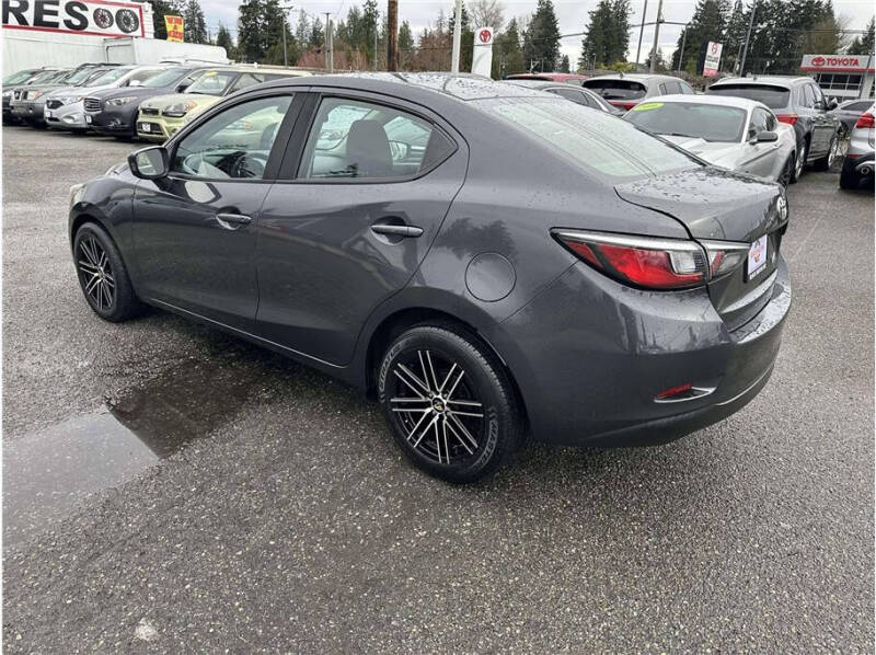 2017 Toyota Yaris iA