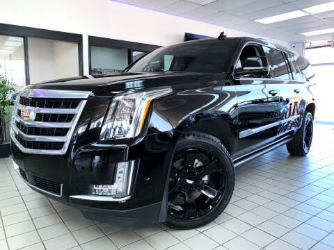 2018 Cadillac Escalade ESV for sale at SAINT CHARLES MOTORCARS in Saint Charles IL