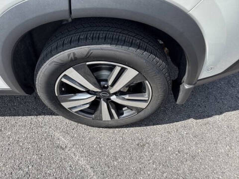 2022 Nissan Rogue SL