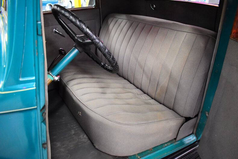 1932 Plymouth PB Coupe