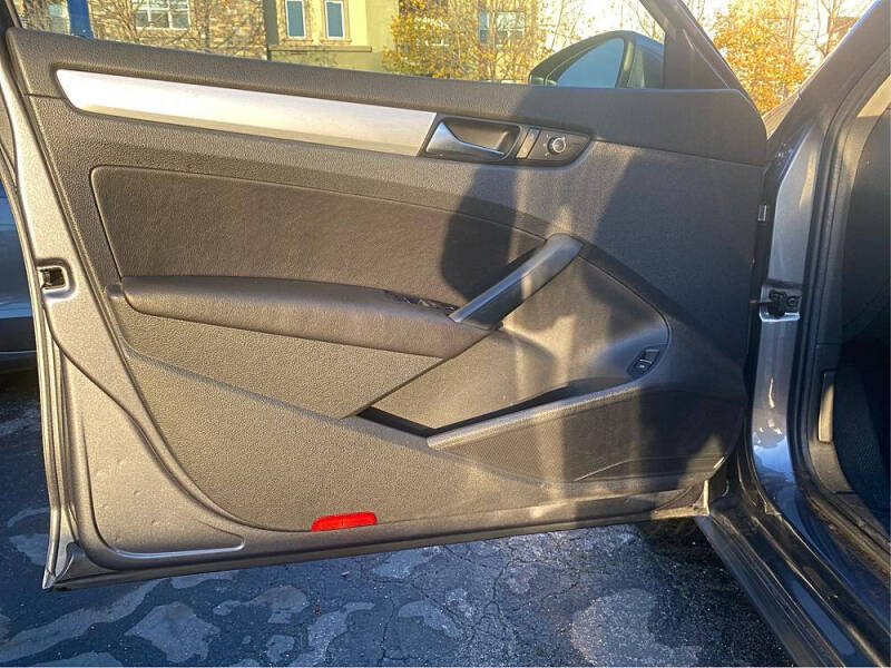 2012 Volkswagen Passat