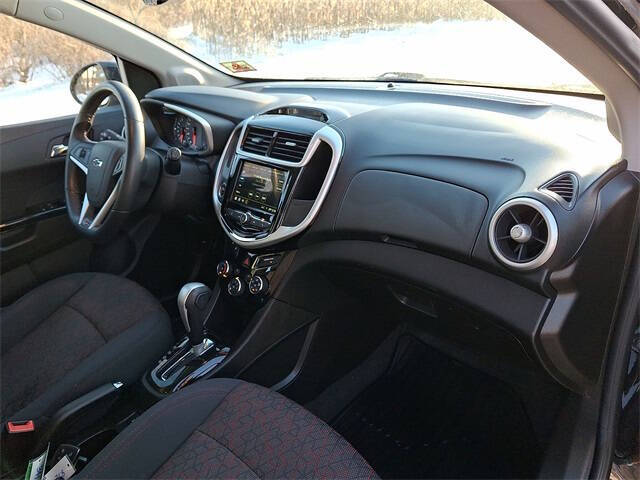 2019 Chevrolet Sonic LT Auto