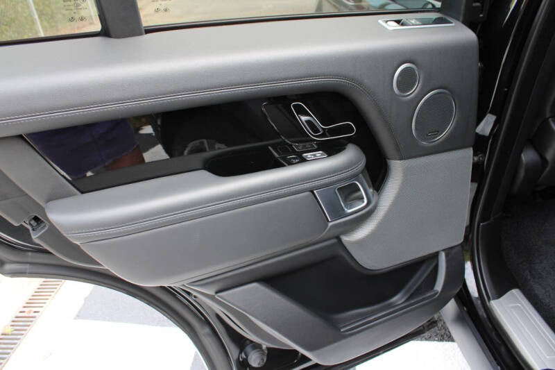 2020 Land Rover Range Rover P525 HSE