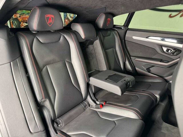 2019 Lamborghini Urus