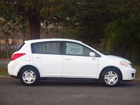 2010 Nissan Versa 1.8 S