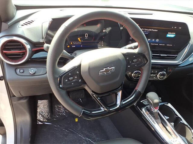 2025 Chevrolet Trax RS