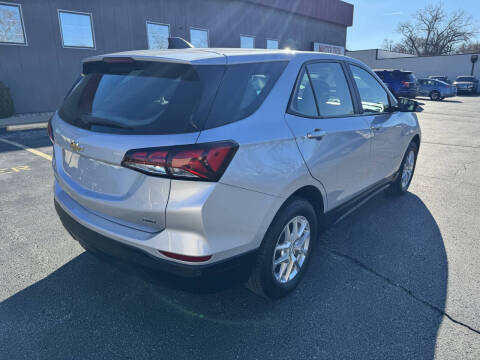2022 Chevrolet Equinox LS