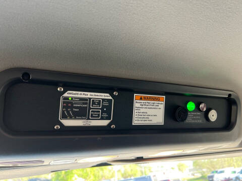 2015 Freightliner M2 112