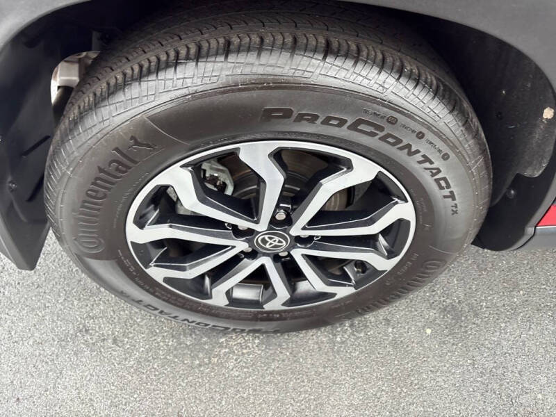 2023 Toyota Corolla Cross Hybrid SE