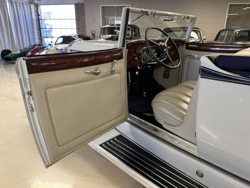 1932 Packard Deluxe 8