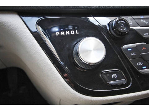 2021 Chrysler Pacifica Touring