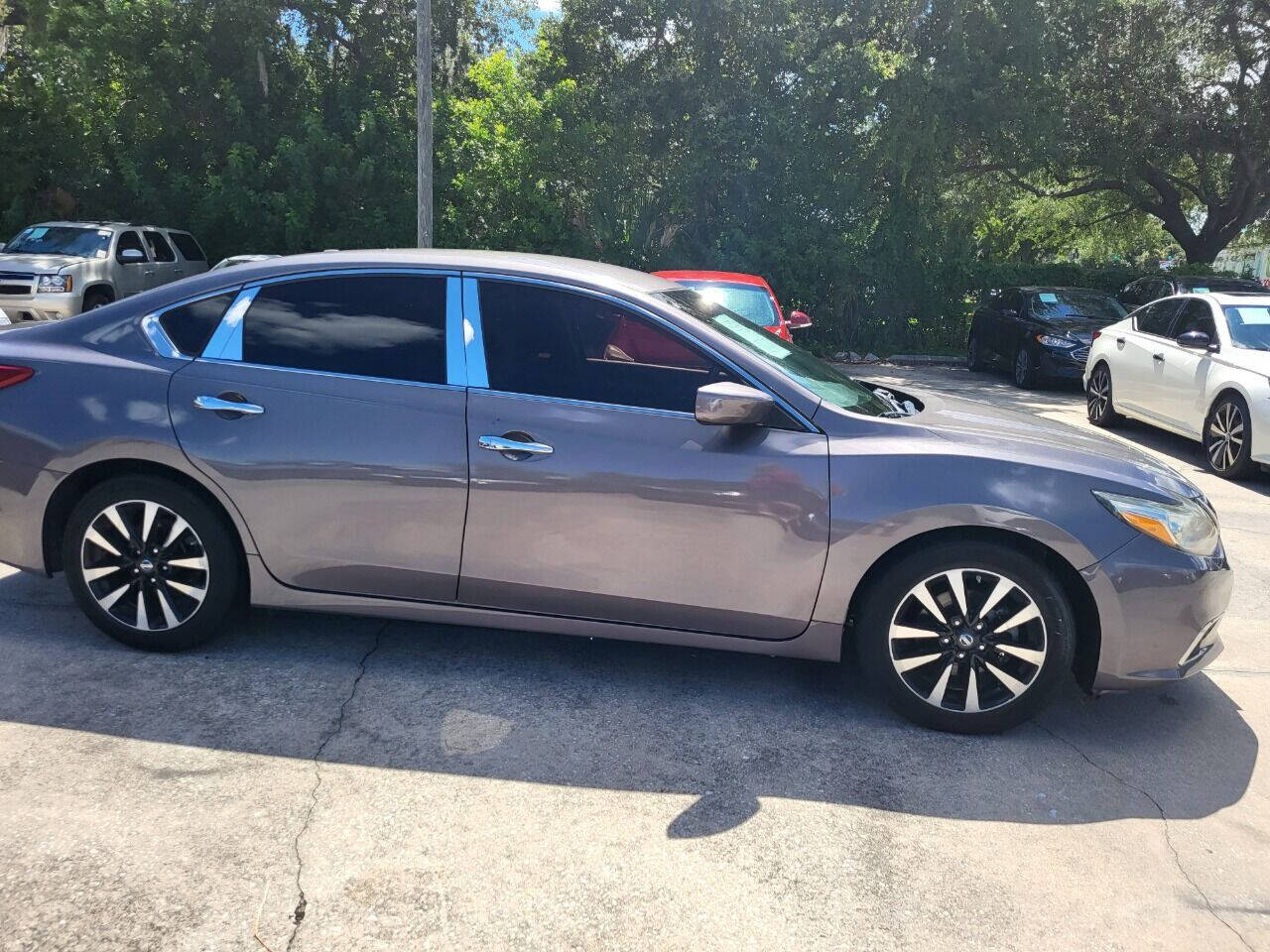 2018 Nissan Altima for sale at FAMILY AUTO BROKERS in Longwood, FL