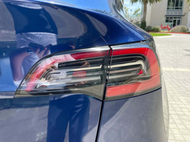 2023 Tesla Model Y Long Range