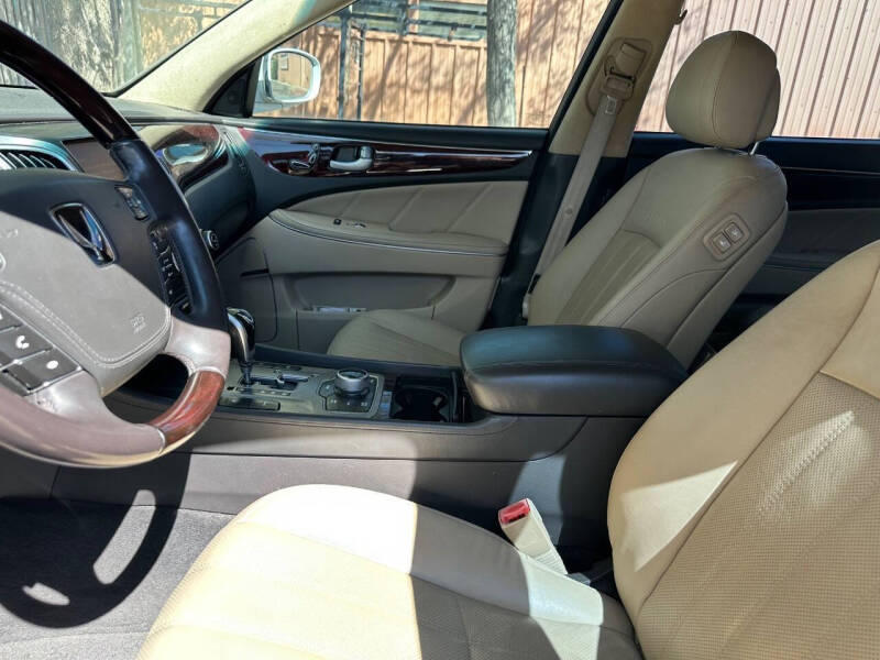 2012 Hyundai Equus Signature