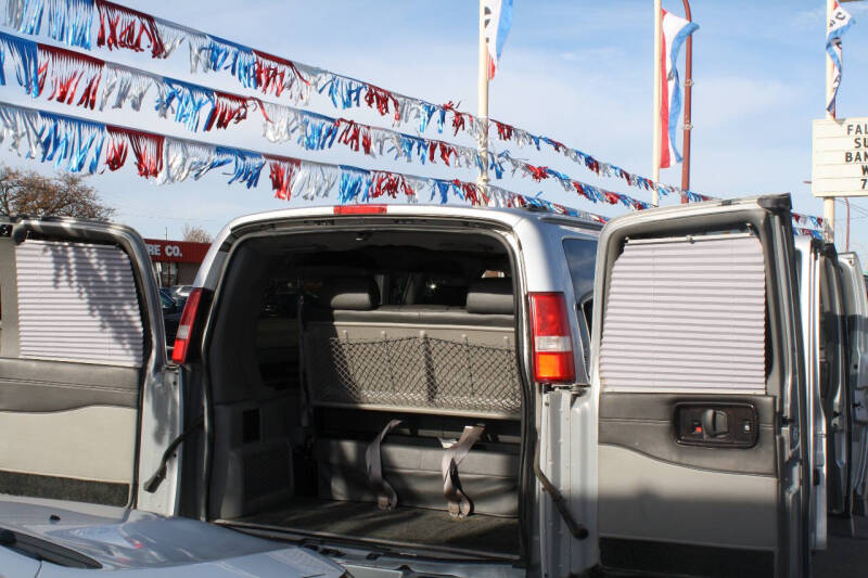 2016 Chevrolet Express 2500