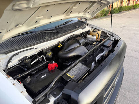 2009 Ford E-Series E-250