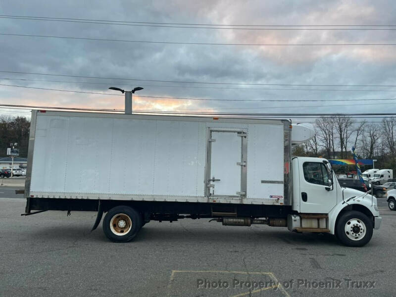 2015 Freightliner M2 106