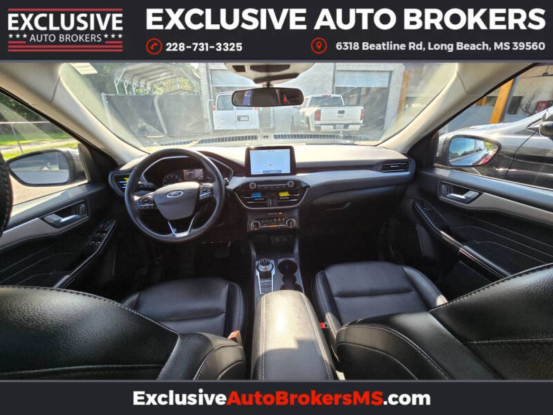 2022 Ford Escape SEL