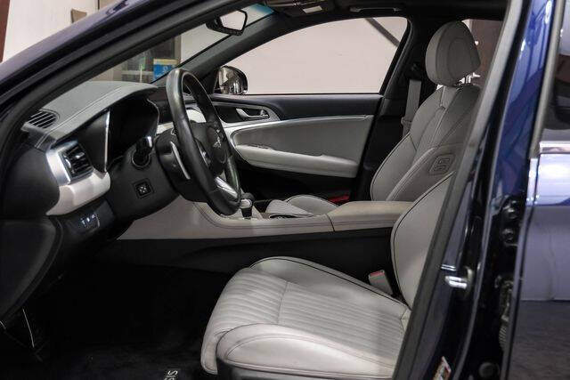 2023 Genesis G70