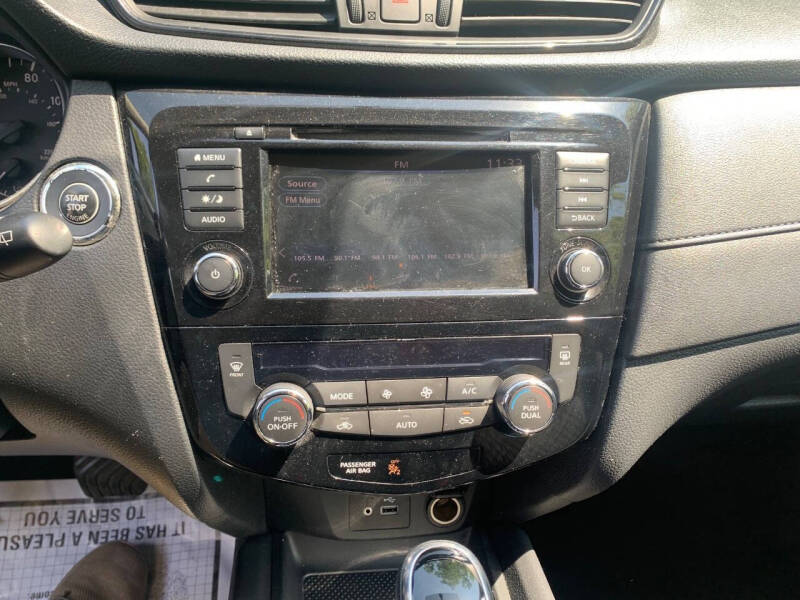 2018 Nissan Rogue SV