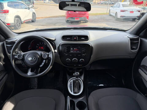 2015 Kia Soul +
