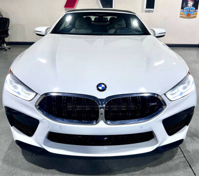 2020 BMW M8