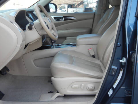 2014 Nissan Pathfinder SL