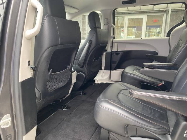 2017 Chrysler Pacifica