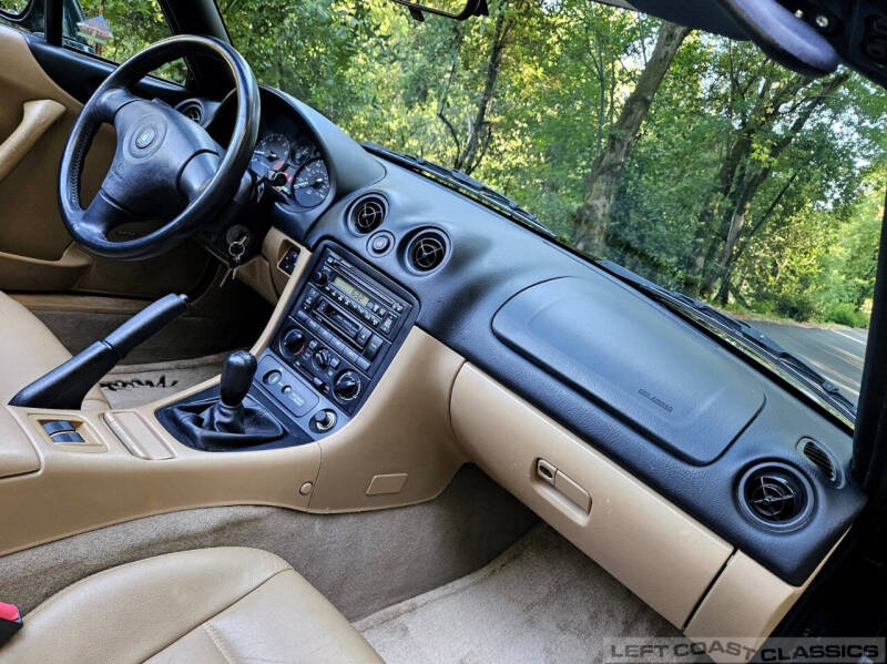 2000 Mazda MX-5 Miata LS