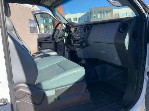 2012 Ford F-350 Super Duty XL