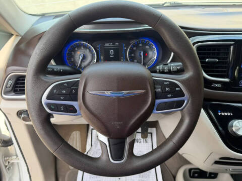 2017 Chrysler Pacifica Touring
