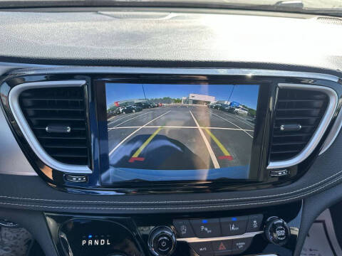 2023 Chrysler Pacifica Touring