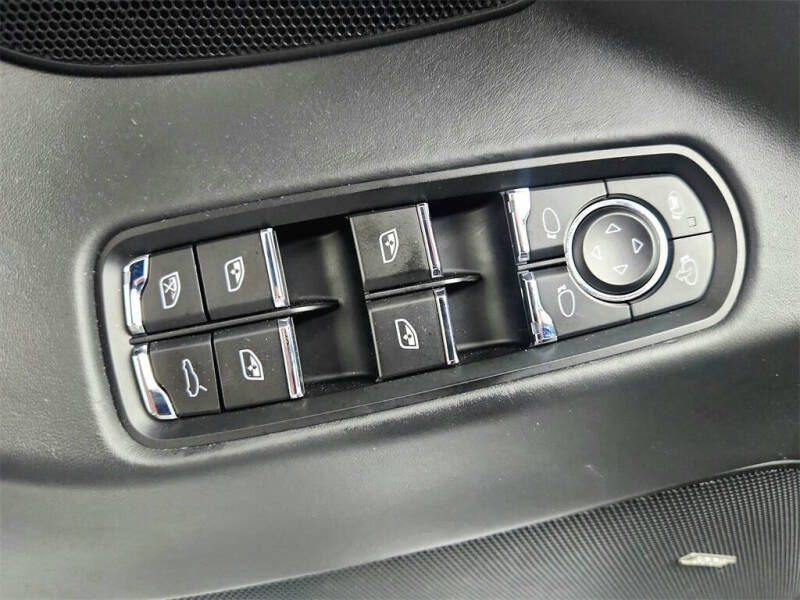 2015 Porsche Panamera GTS