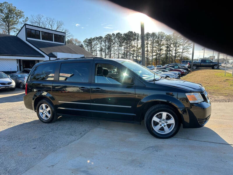 2010 Dodge Grand Caravan SXT photo 19