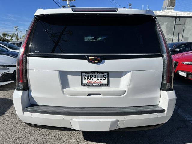 2018 Cadillac Escalade ESV Premium Luxury