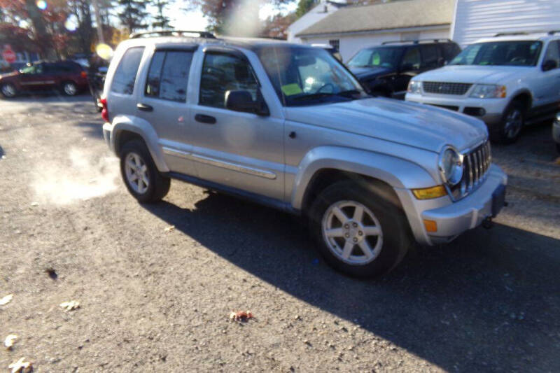 2007 Jeep Liberty Limited photo 3