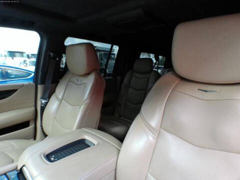 2019 Cadillac Escalade ESV Platinum